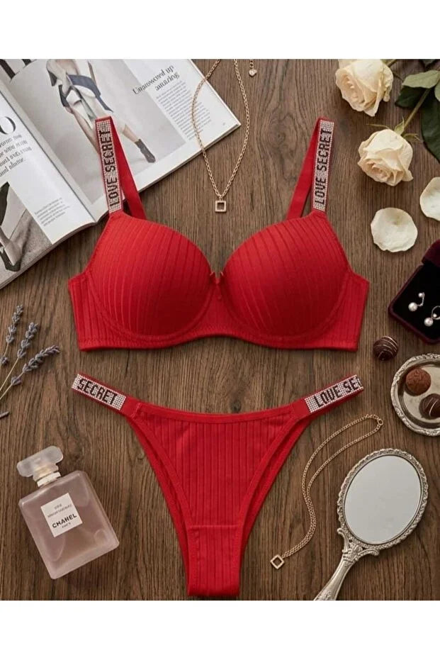 NEW SEZON DESTEKLİ DOLGULU TAŞLI LOVEE SECRET TAKIM